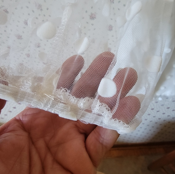 Sexy white polk-a-dot cocktail dress w/ sheer sleeves. Size L.(8/10). New - Picture 4 of 14